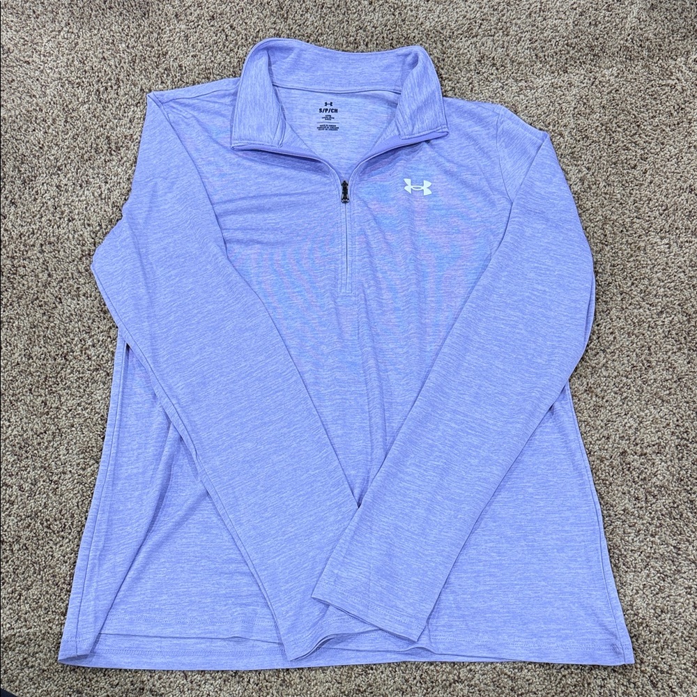 Under Armour Women's Long Sleeve 1/4 Zip Pullover - Loose fit